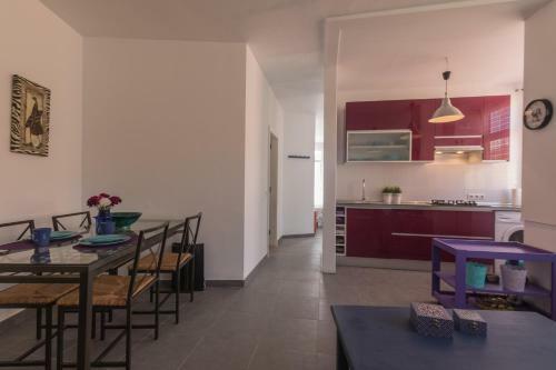 Bunker Point City Apartament