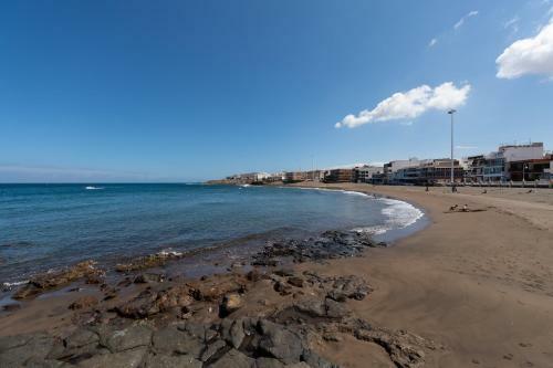 Salinetas Al Lado Del Mar