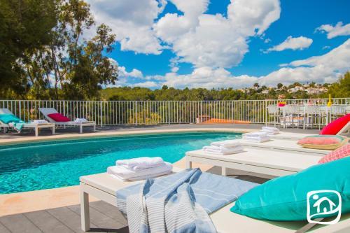 Abahana Villas Coral