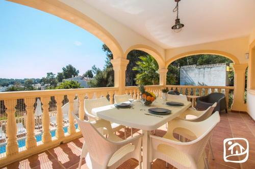 Abahana Villas Summertime