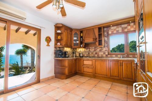 Abahana Villas Blue Sea