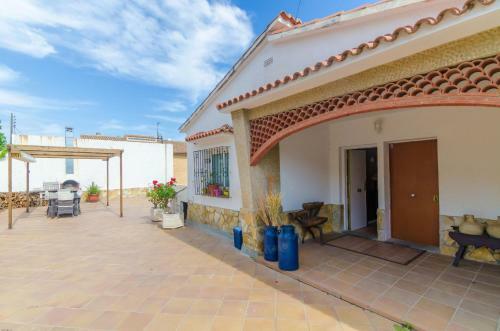 Villa Homeholidaysrentals Banhi