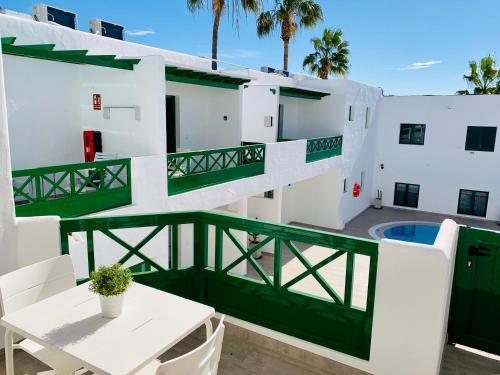 Apartamentos Zalabar