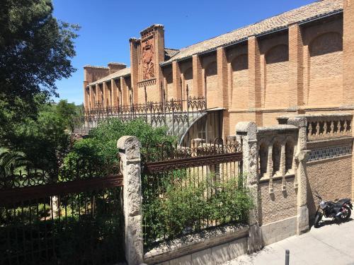 Apartamento Toletvm Real Suites