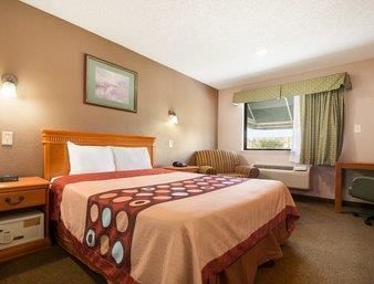 Hotel Super 8 Baton Rouge/i-12