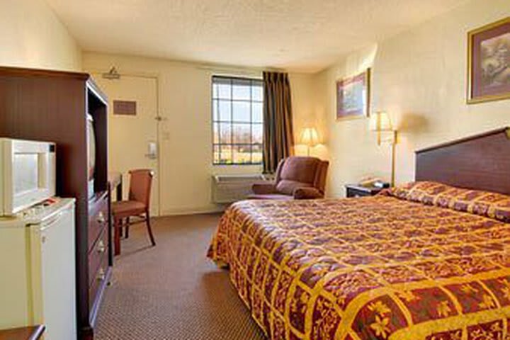 Hotel Super 8 Clarksville East