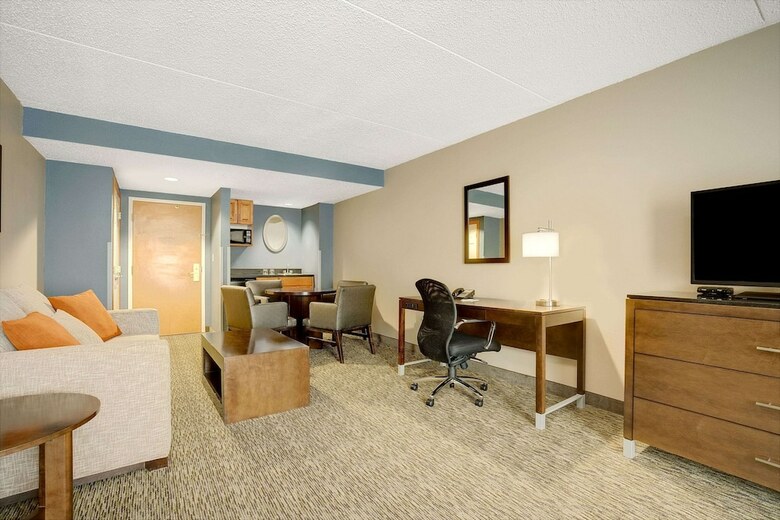 Hotel Wingate By Wyndham Fargo