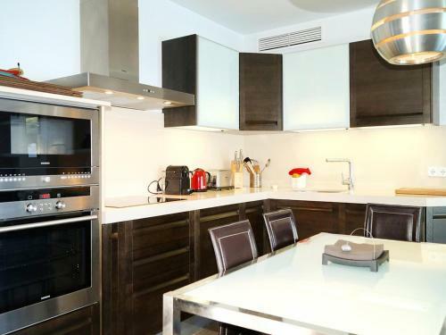 Apartment La Roca.1