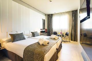 Costa Del Sol Hotel