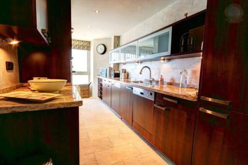 Apartamento 4 Bedroom Beachfront Penthouse