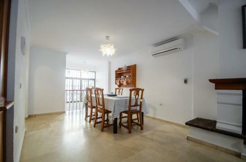 Townhouse On Palacios Rubios