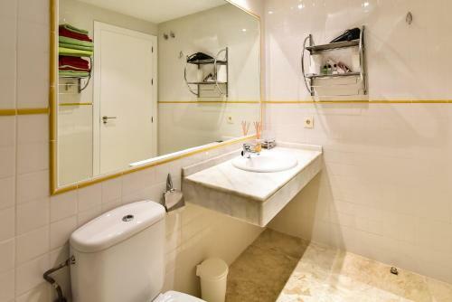 Globus La Entrada Garden Apartment