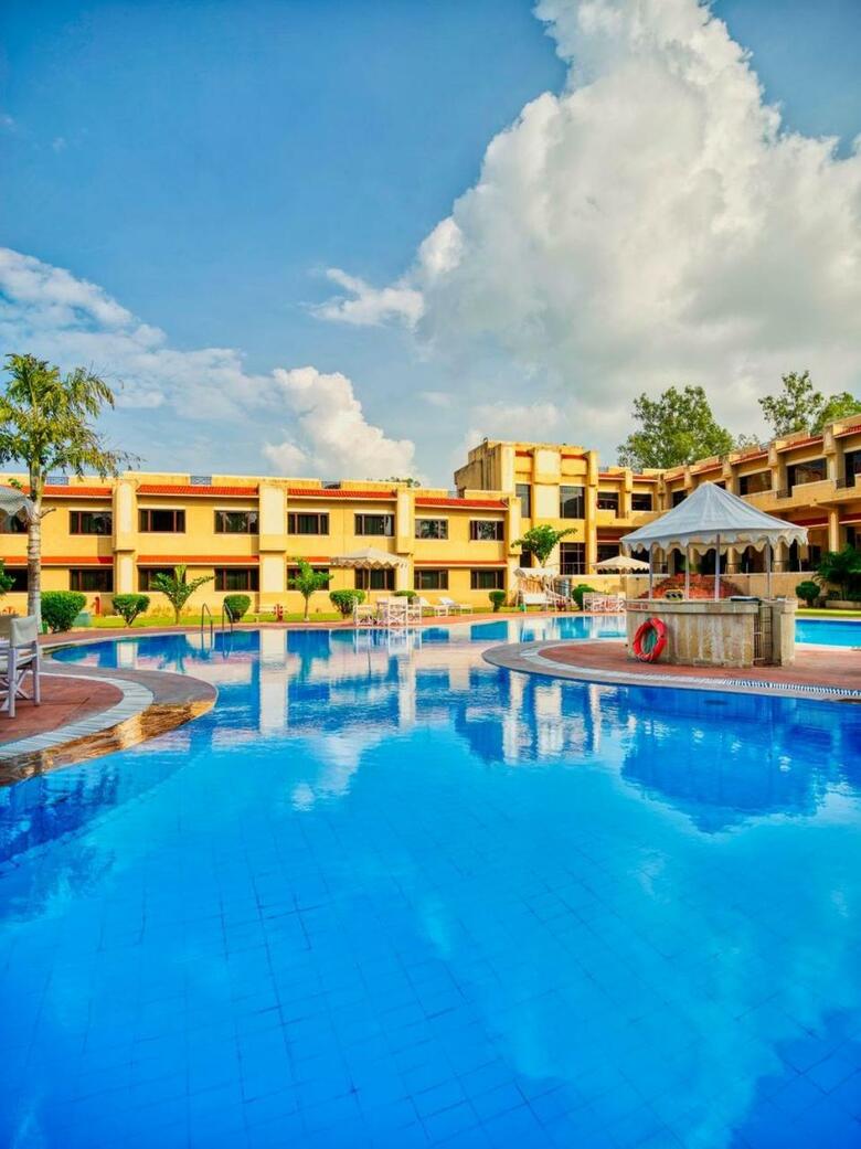 Hotel Clarks Khajuraho