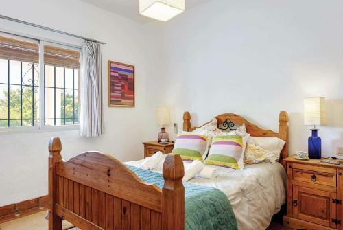 Torrox Villa Sleeps 6 Air Con Wifi