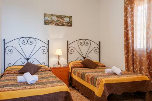 Torrox Villa Sleeps 6 Pool Air Con Wifi