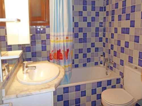 Holiday Apartment Tossa De Mar 08