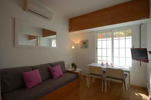 Lets Holidays Comfortable Apartment Near Beach