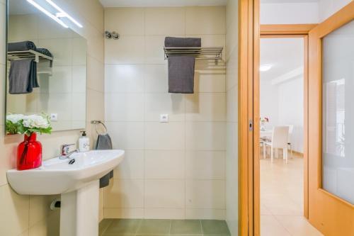 Apartamento Vivalidays Urban Tossa 2a