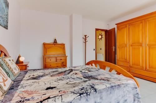Ava�s Secret House