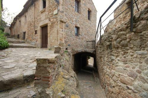 Lets Holidays Comte Mir� Apartment