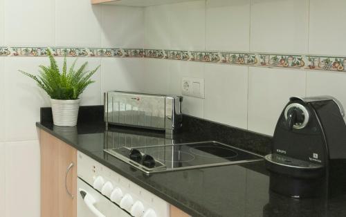 Lets Holidays Terrace Apartment