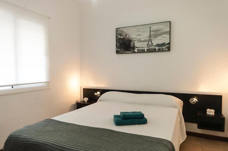 Lets Holidays Elsa Apartment