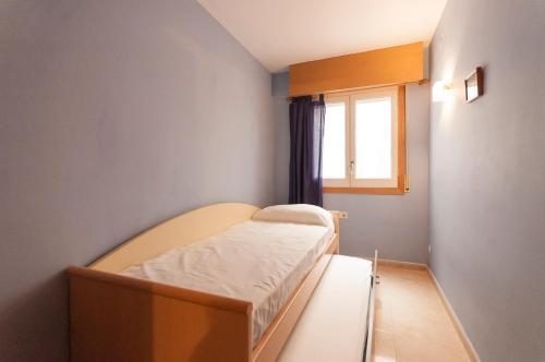Lets Holidays Tropicana Apartment 3