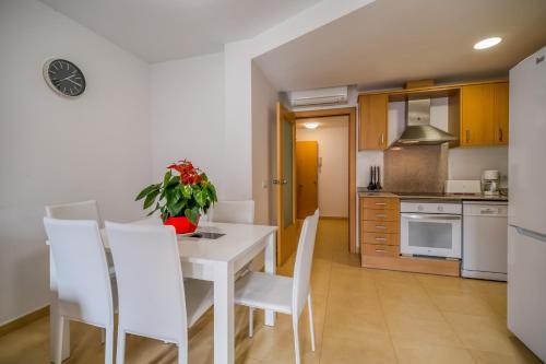 Apartamento Vivalidays Urban Tossa 2b