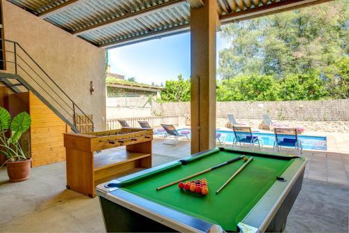 Ullastret Villa Sleeps 9 Pool Air Con Wifi