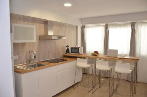 Hostal City Suites Apartments