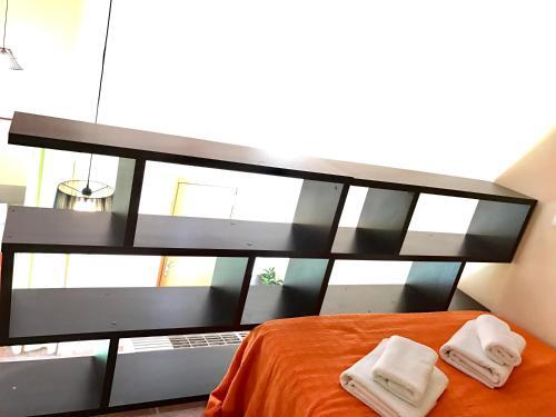 Valencia Apartments