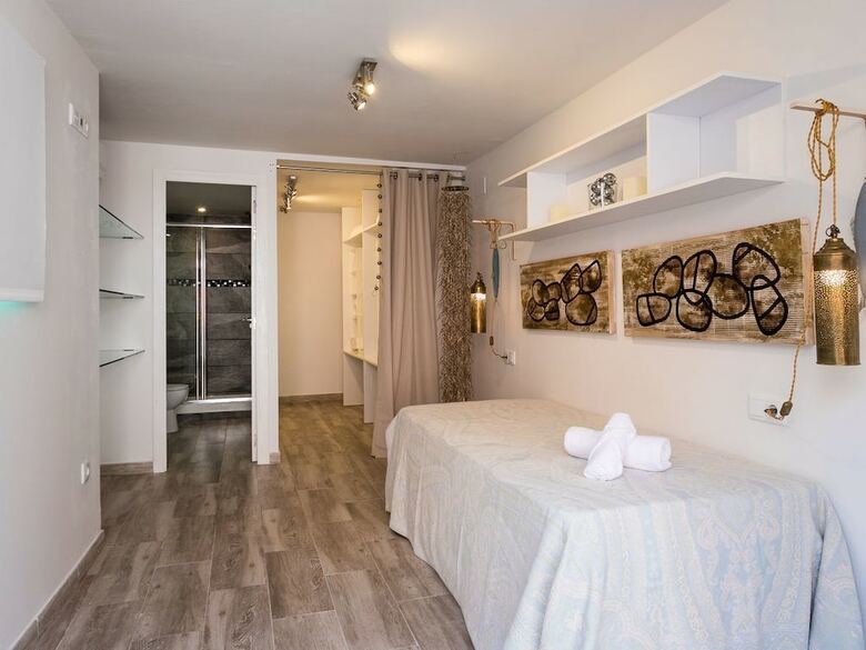Apartup Cabanyal Market