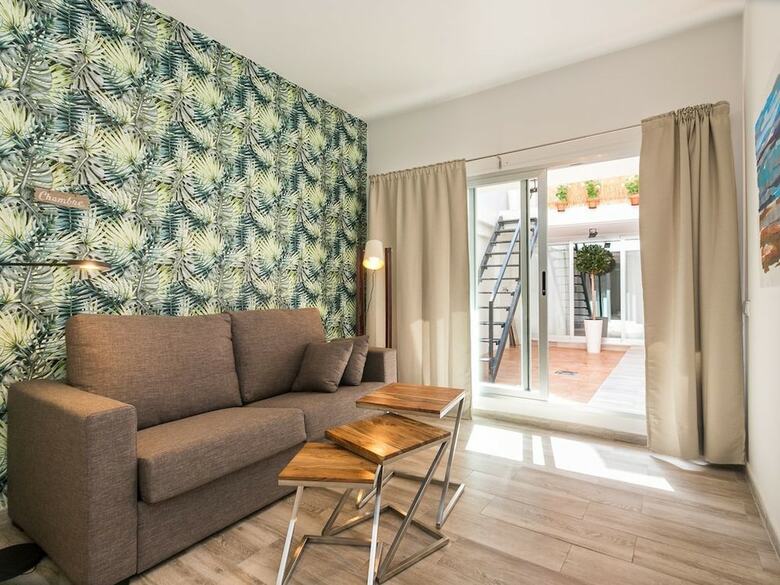 Apartup Cabanyal Market