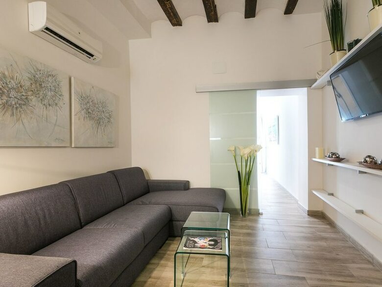 Apartup Cabanyal Market