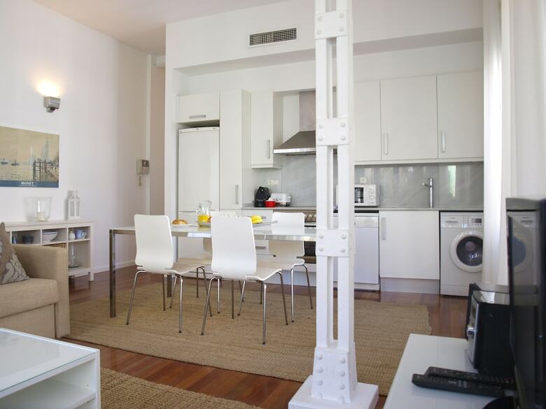 Apartup San Vicente Hall