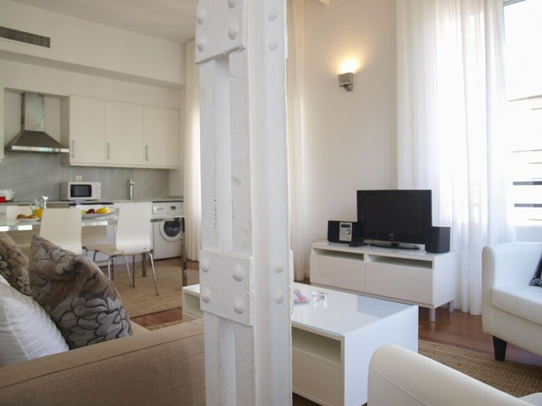 Apartup San Vicente Hall
