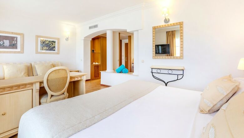 Hotel Viva Cala Mesquida Suites & Spa Adults Only 16+