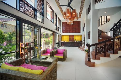 Hotel Vinh Hung 2