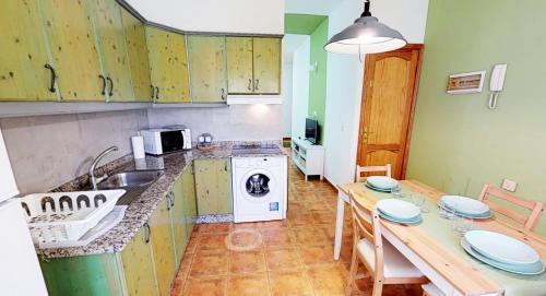Viola Apartment