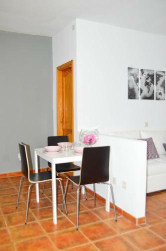 Viola Apartment