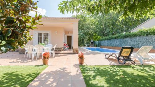 Vidreres Villa Sleeps 6