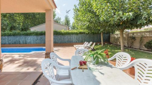 Vidreres Villa Sleeps 6
