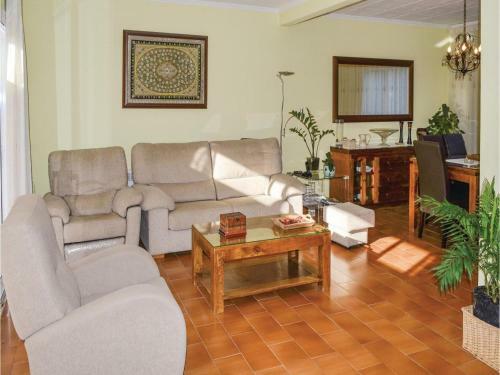 Holiday Home Carer 07