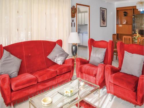 Holiday Home Carer 07