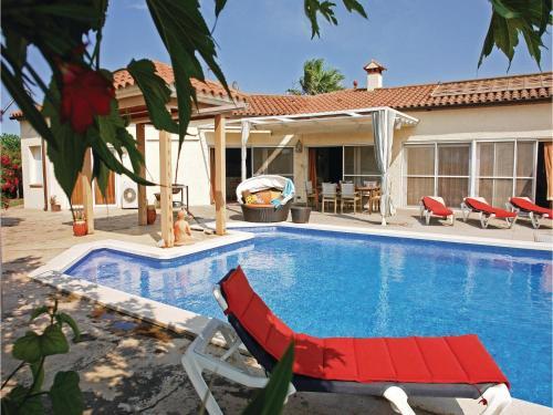 Three-bedroom Holiday Home In Vilacolum