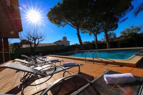 Villa Geranis - Piscina Privada
