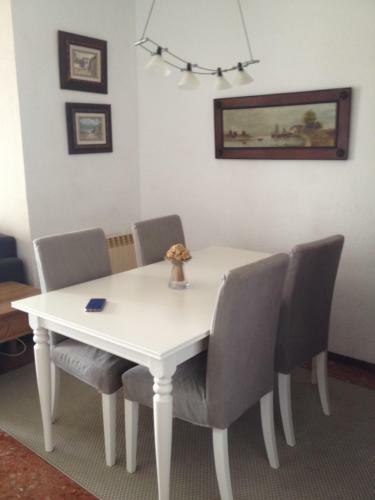 Apartament Muralla By Hauzify