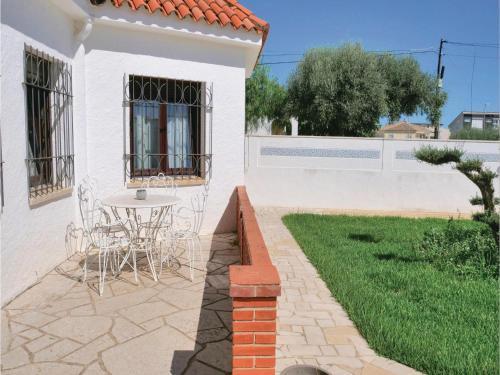 Three-bedroom Holiday Home In Vinaros