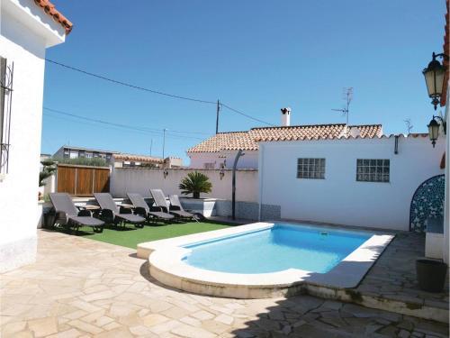 Three-bedroom Holiday Home In Vinaros