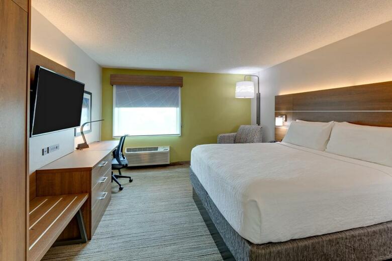 Hotel Baymont Inn And Suites Nashvil